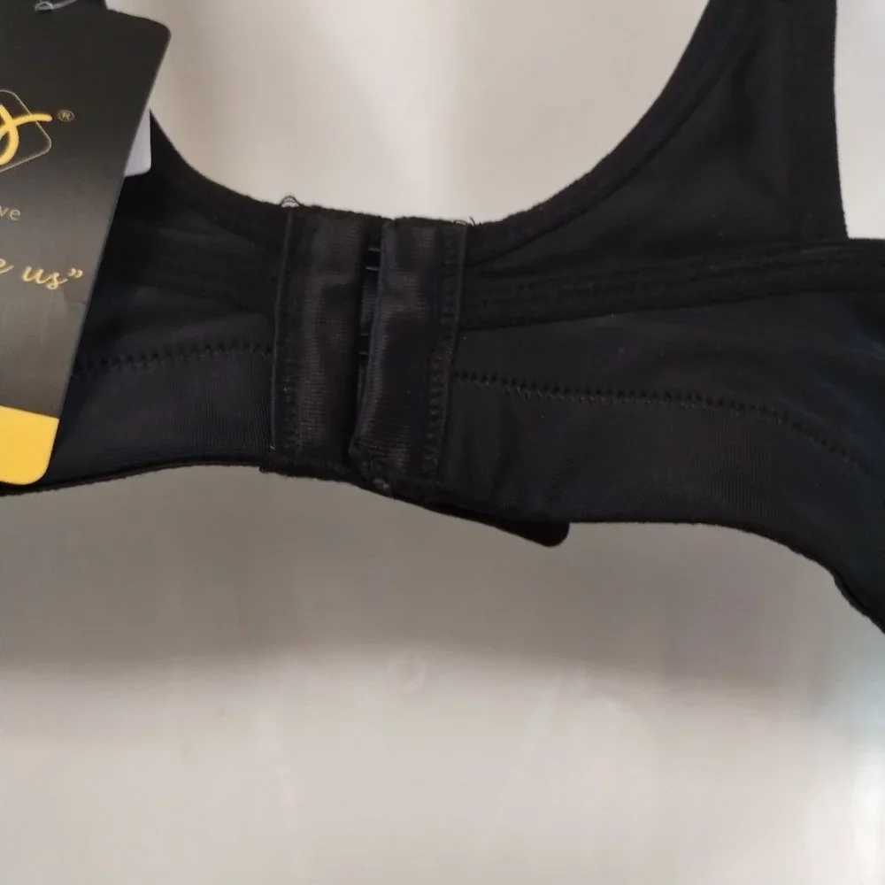 Black Women's Sports Bra - Picture 6 of 7